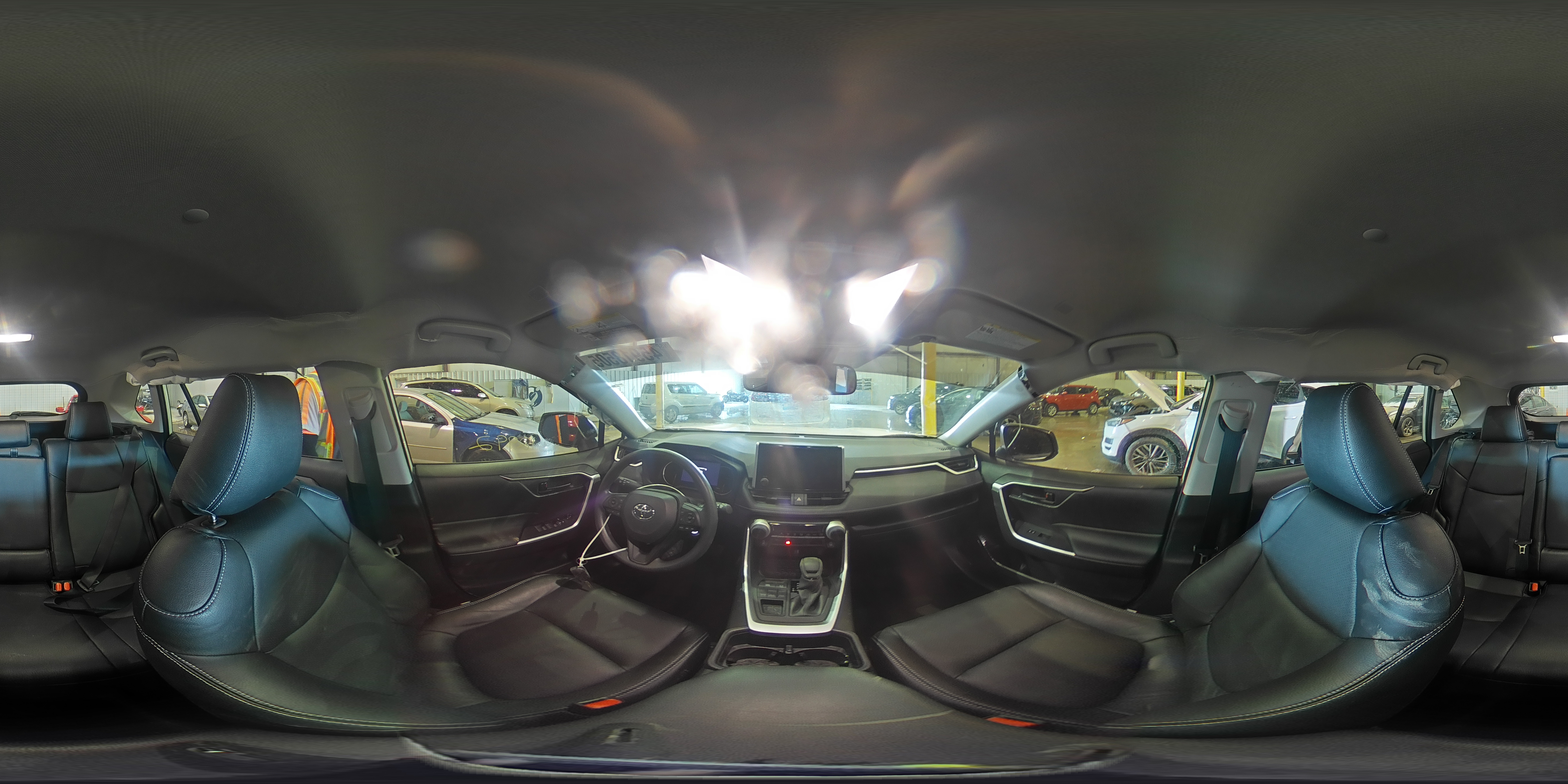 2023 Toyota RAV 4 - Image 15