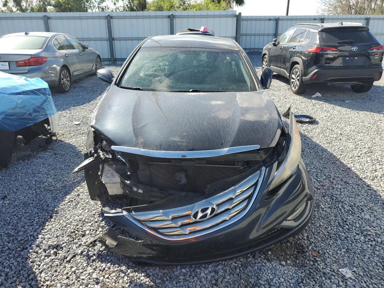 2013 Hyundai Sonata - Image 5