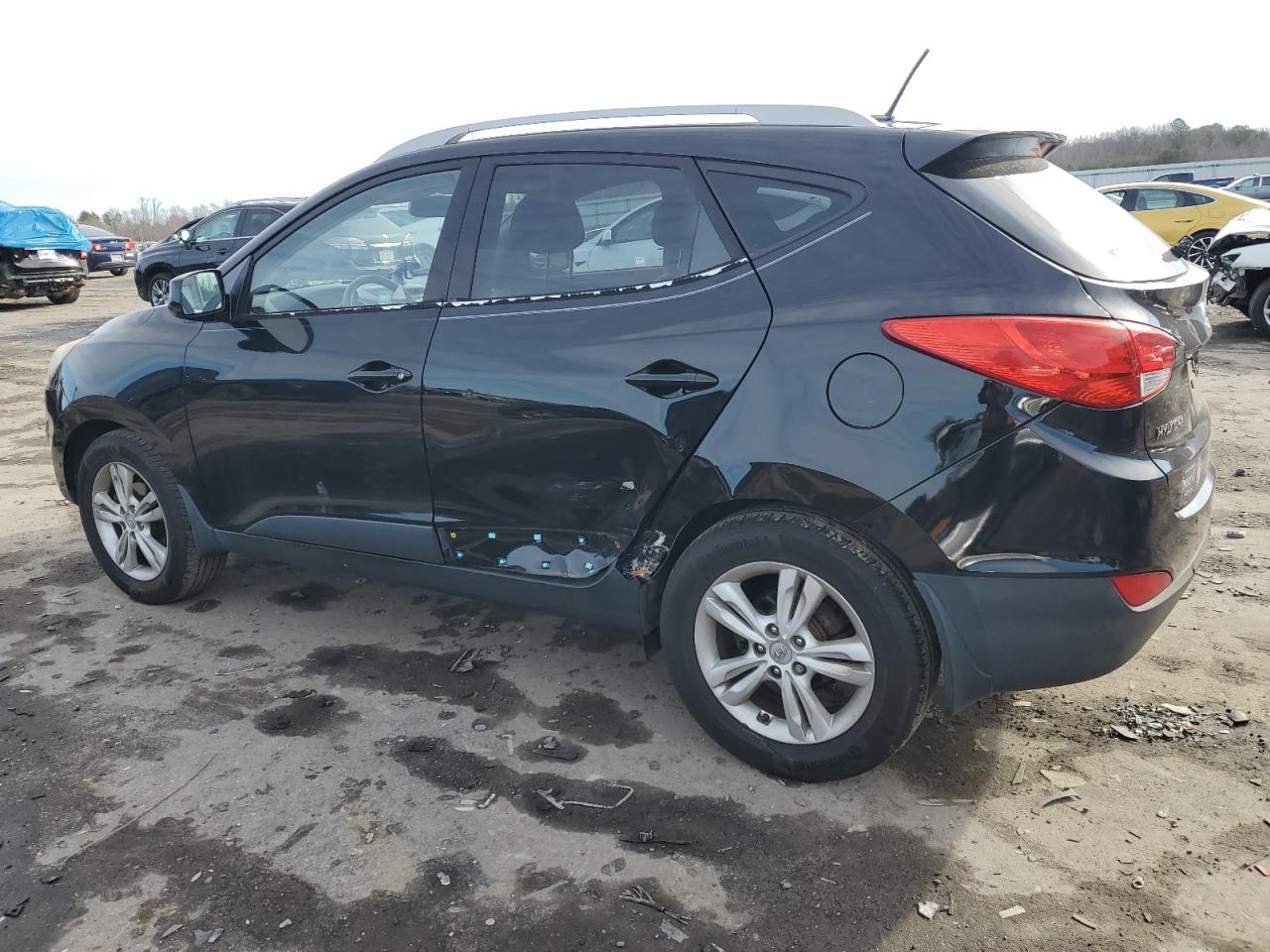 2011 Hyundai Tucson - Image 2