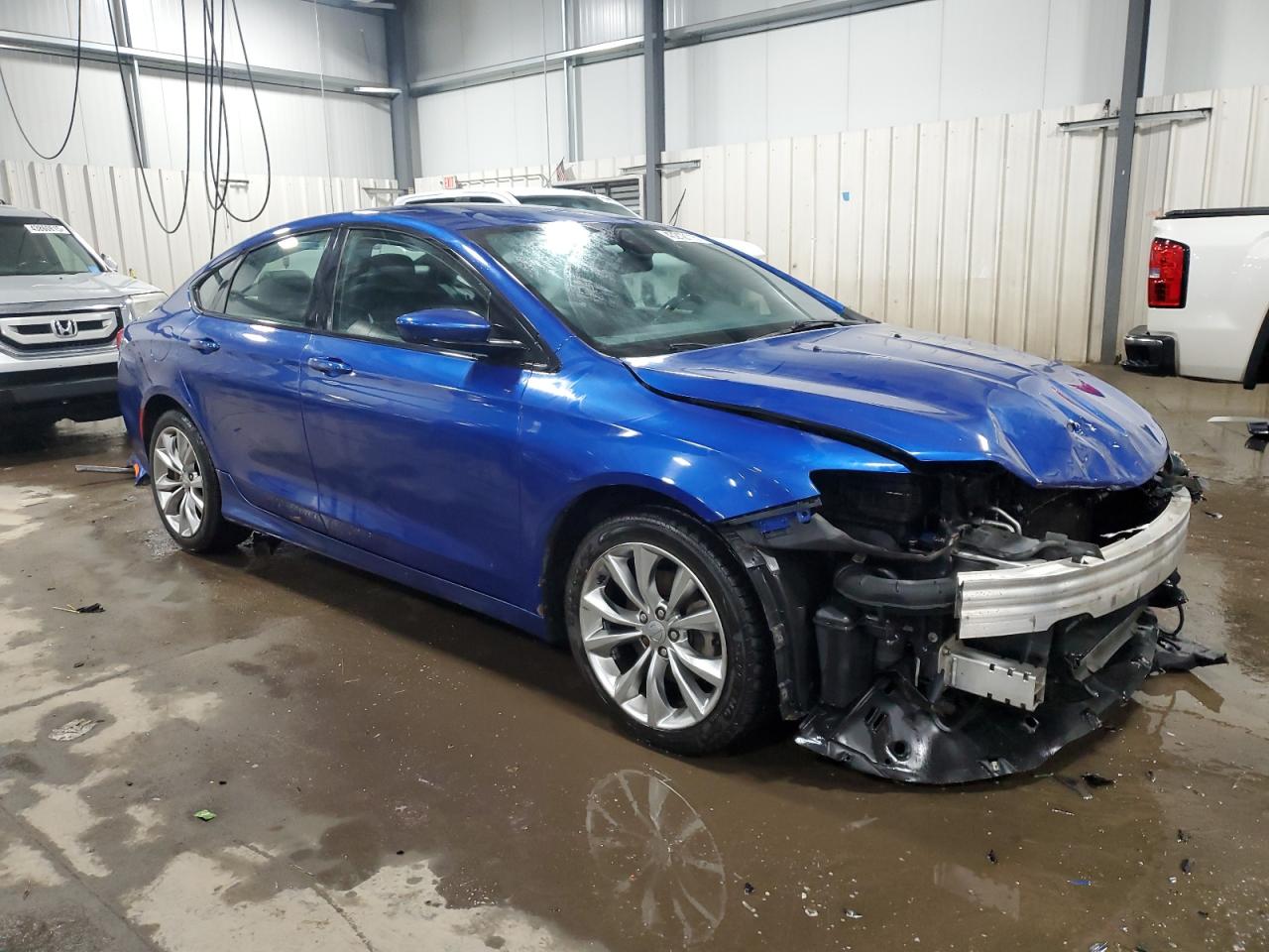 2015 Chrysler 200 - Image 4