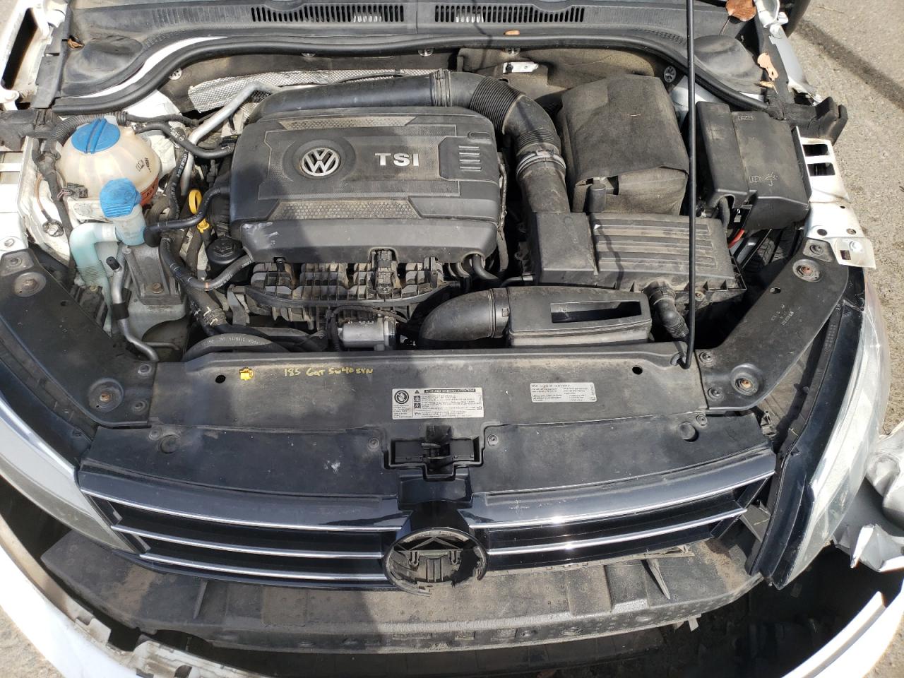 2016 Volkswagen Jetta - Image 12