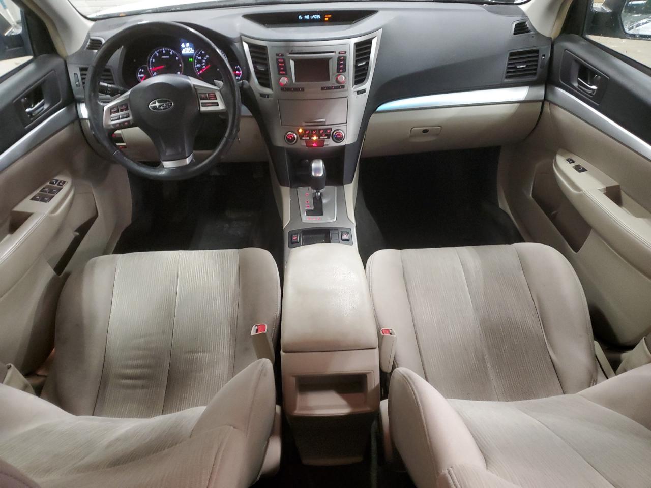2014 Subaru Outback - Image 8