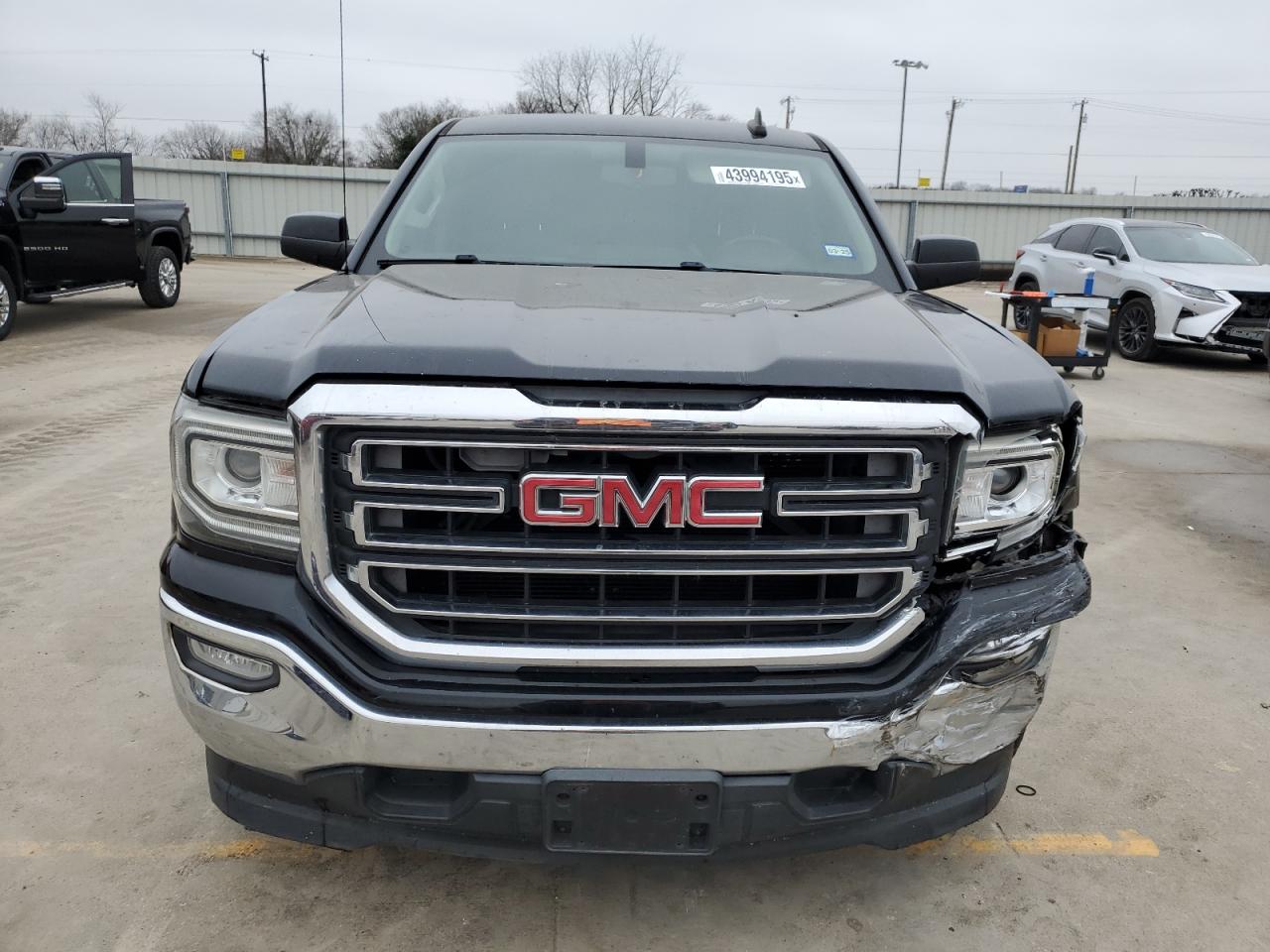 2016 GMC Sierra - Image 5