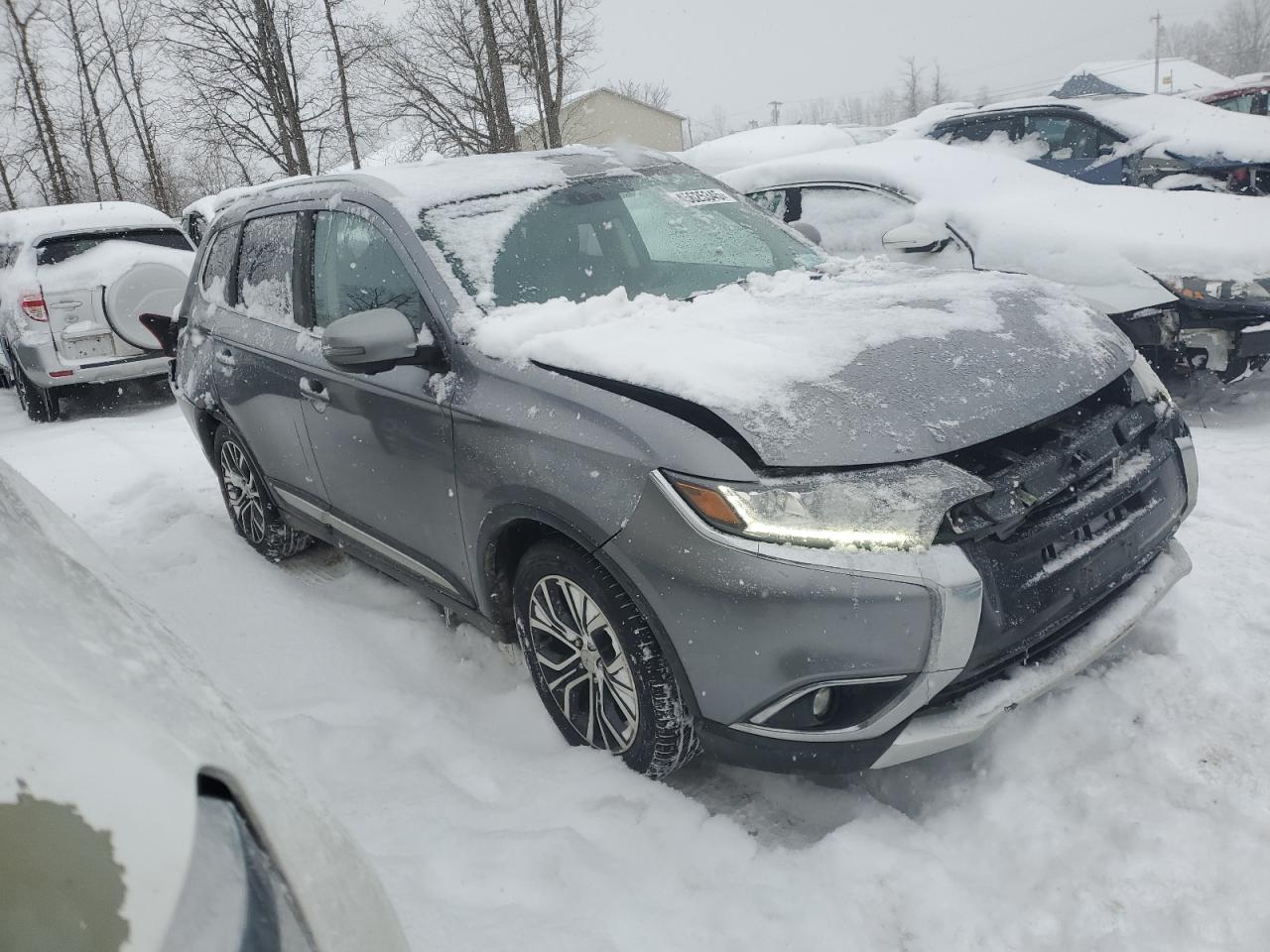 2018 Mitsubishi Outlander - Image 4