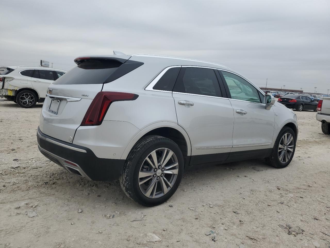2020 Cadillac XT5 - Image 3