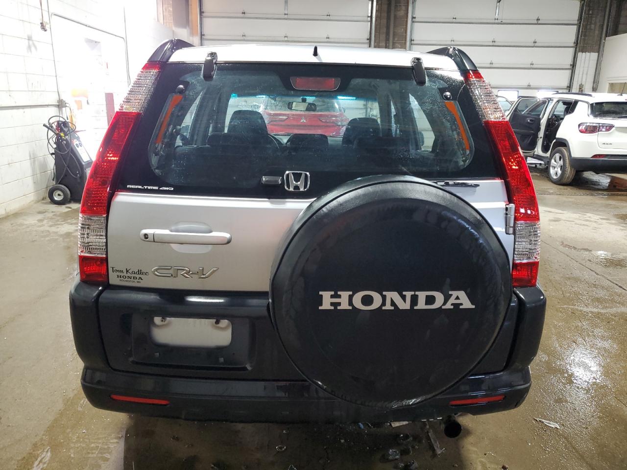 2005 Honda CR-V - Image 6