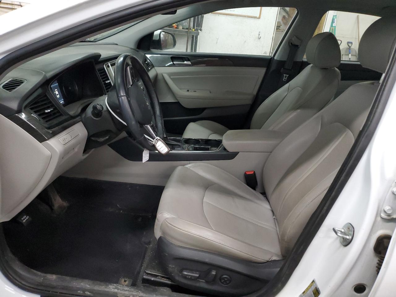 2018 Hyundai Sonata - Image 7