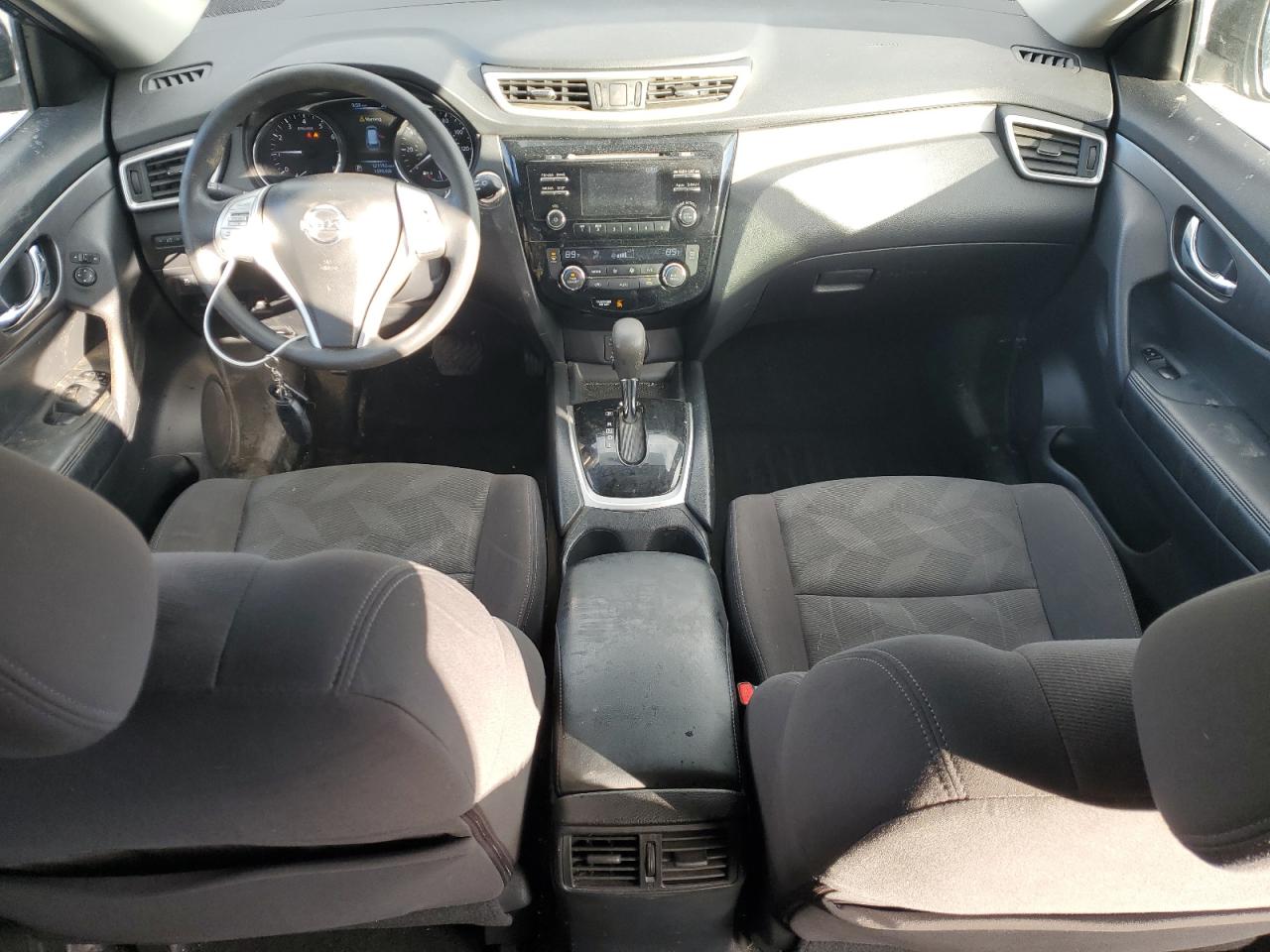 2016 Nissan Rogue - Image 8