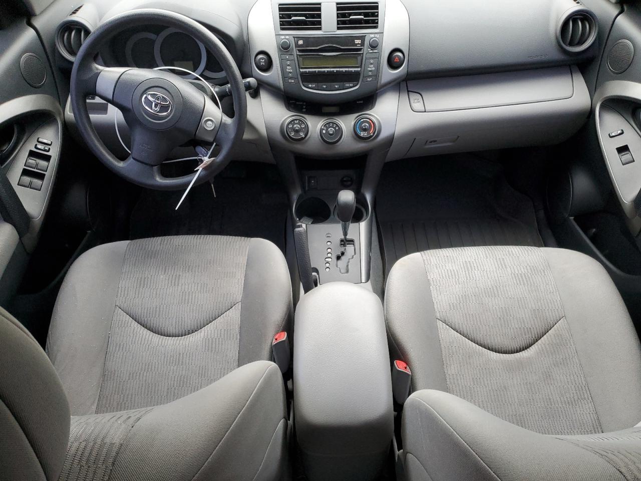 2010 Toyota RAV 4 - Image 8