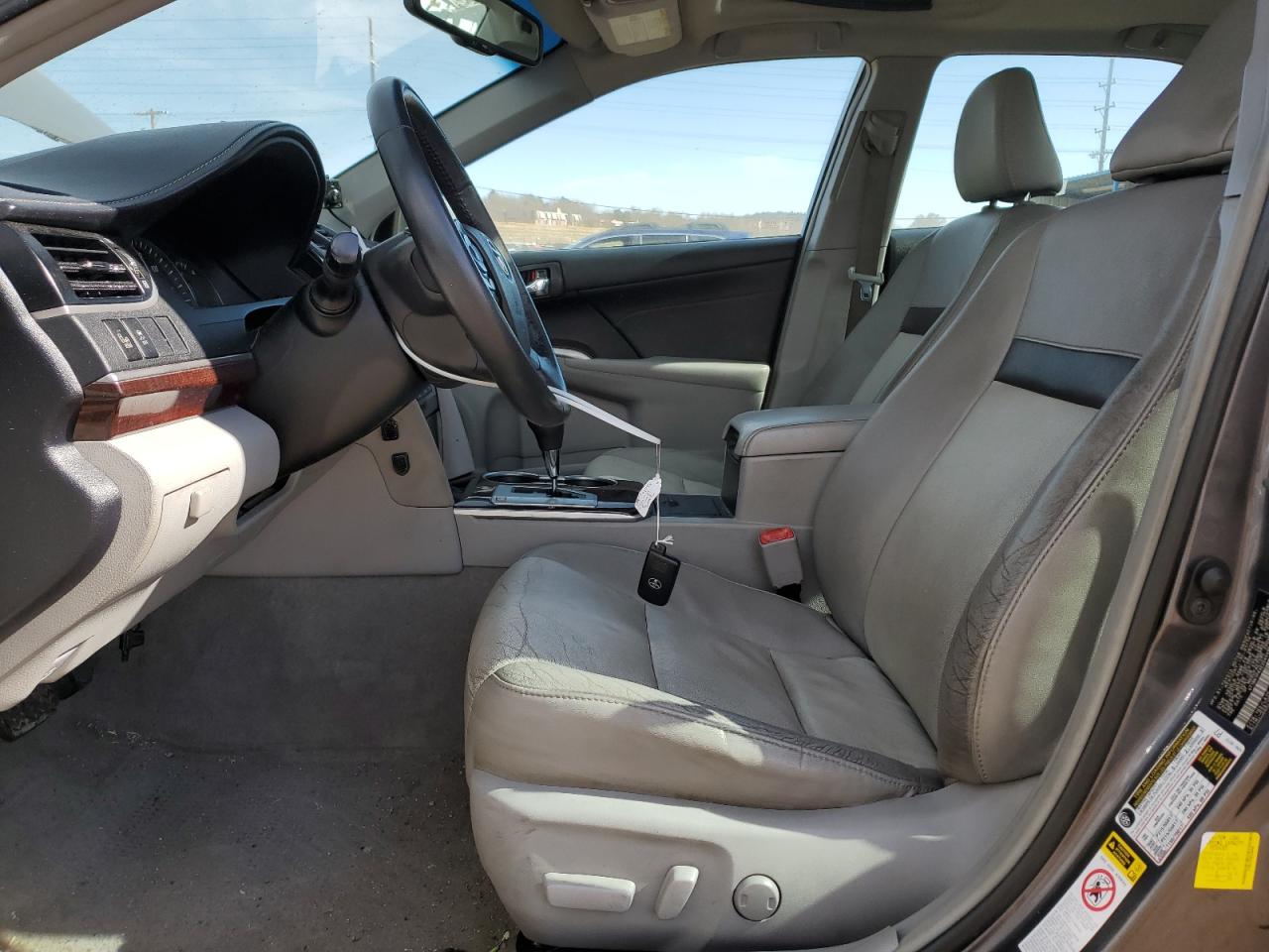 2014 Toyota Camry - Image 7