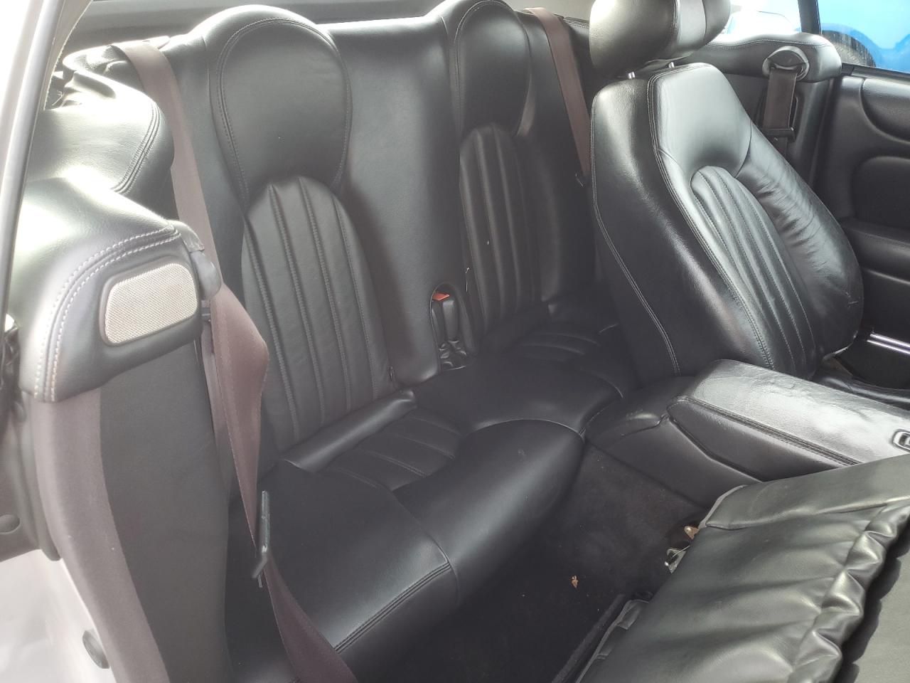 2004 Jaguar XK - Image 10