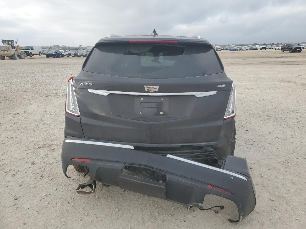 2017 Cadillac XT5 - Image 6