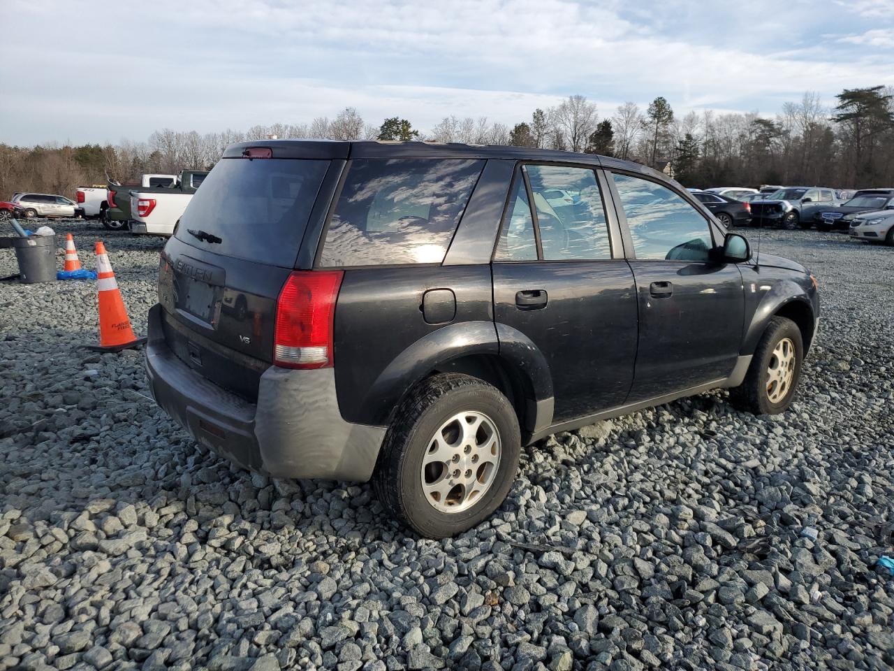 2003 Saturn VUE - Image 3