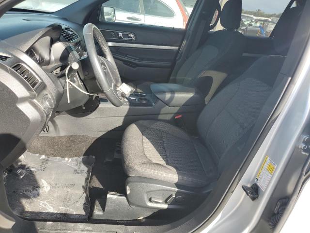  FORD EXPLORER 2018 Серебристый