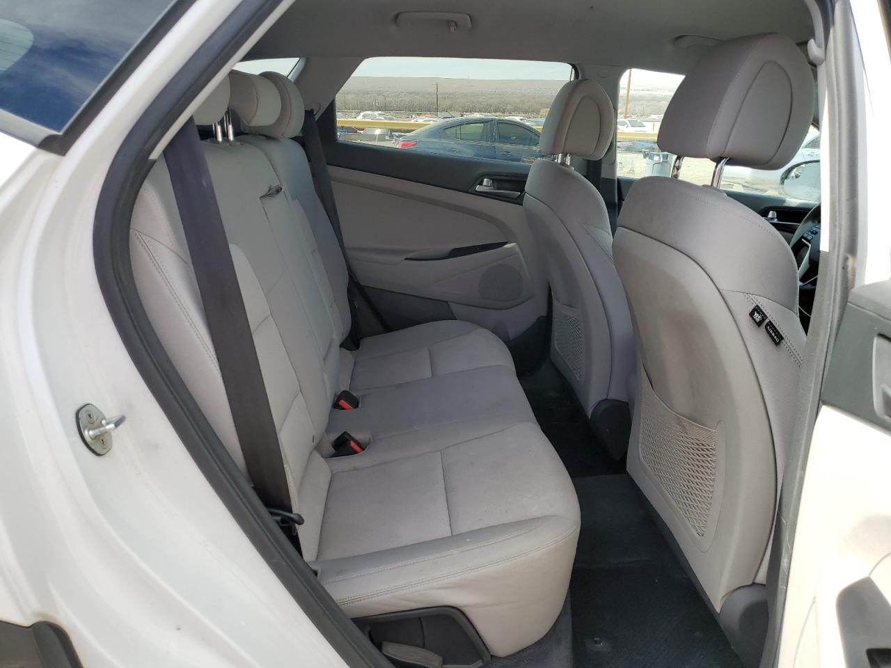 2017 Hyundai Tucson - Image 11