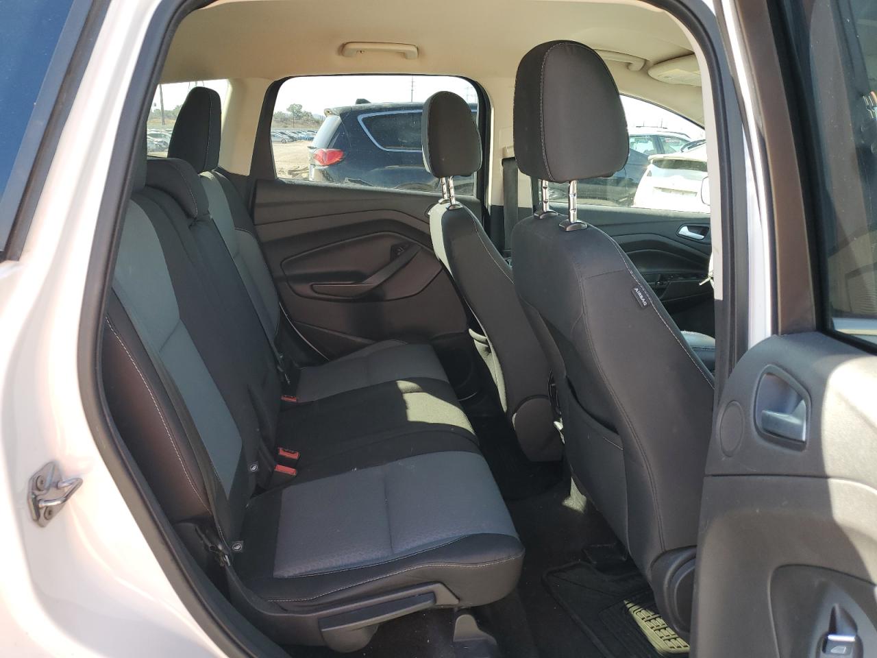2017 Ford Escape - Image 10