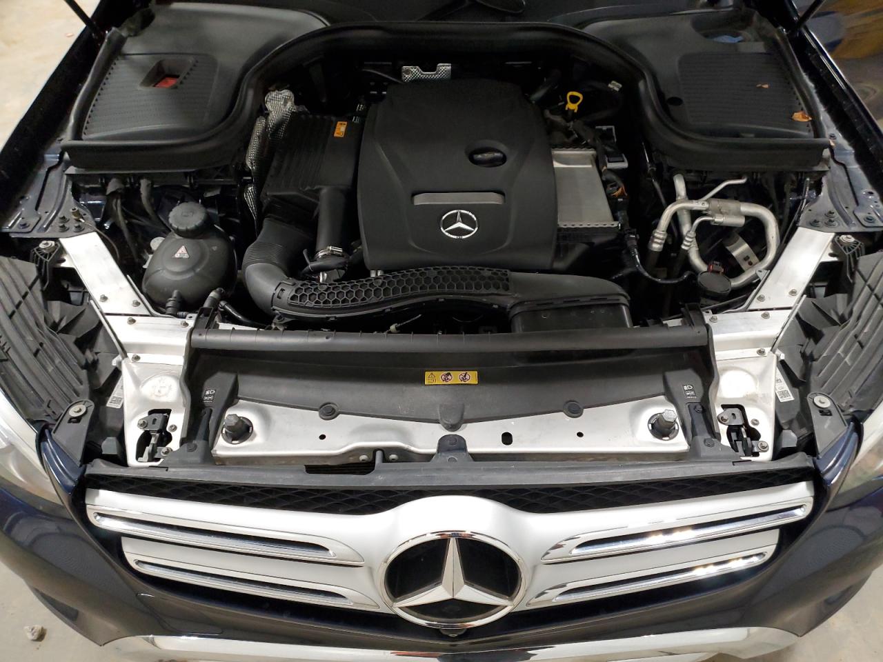 2018 Mercedes-Benz GLC - Image 12