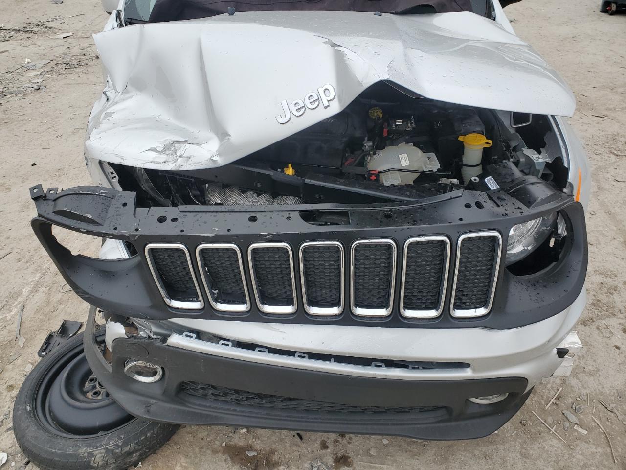 2019 Jeep Renegade - Image 13