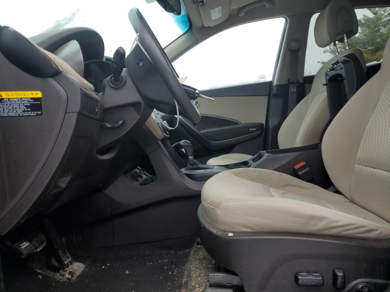 2017 Hyundai Santa Fe - Image 7