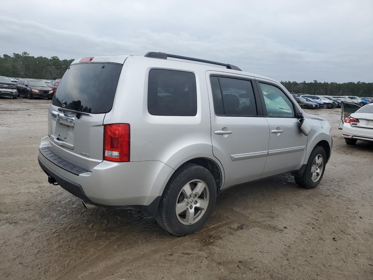 2011 Honda Pilot - Image 3
