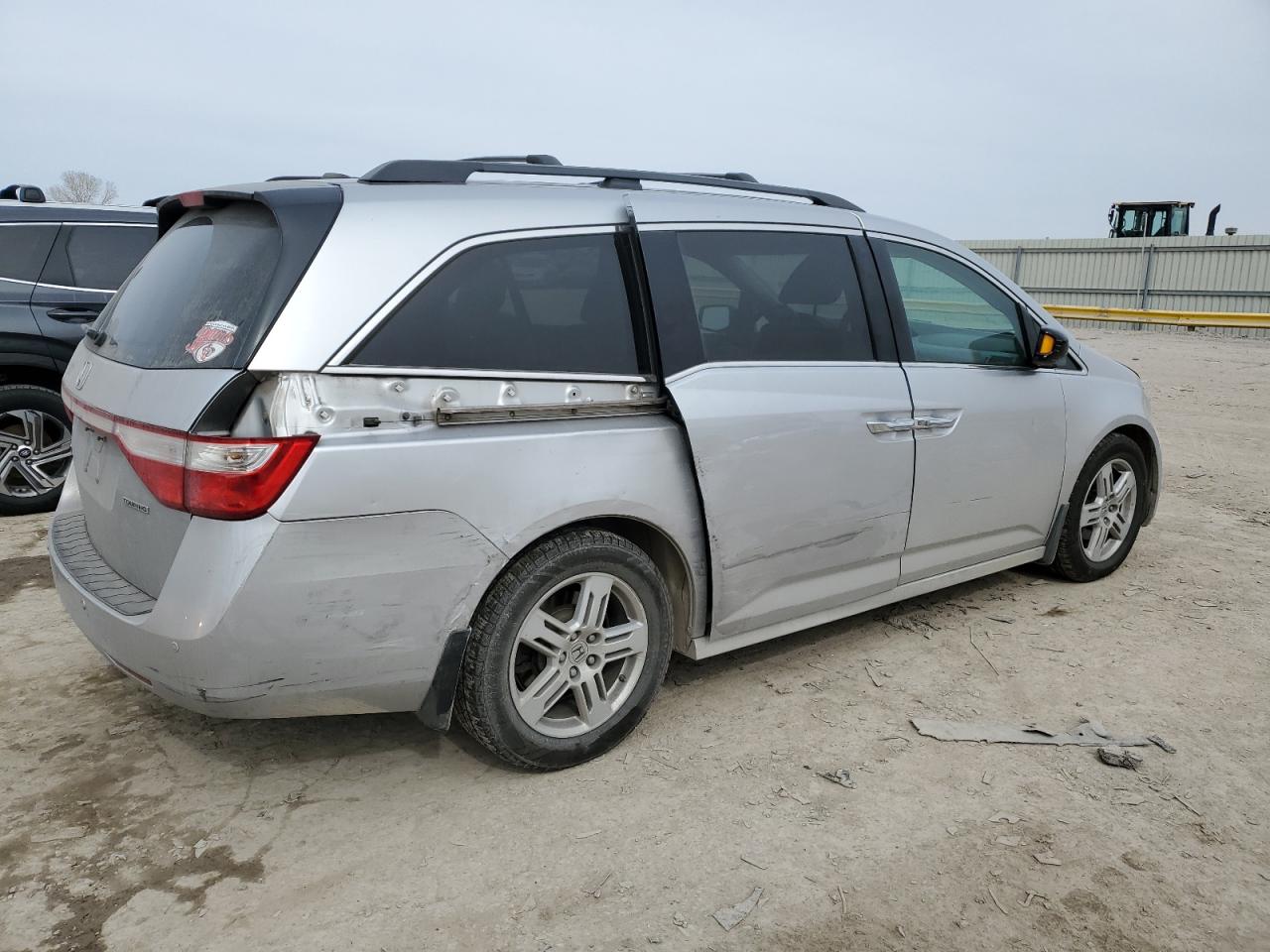2013 Honda Odyssey - Image 3