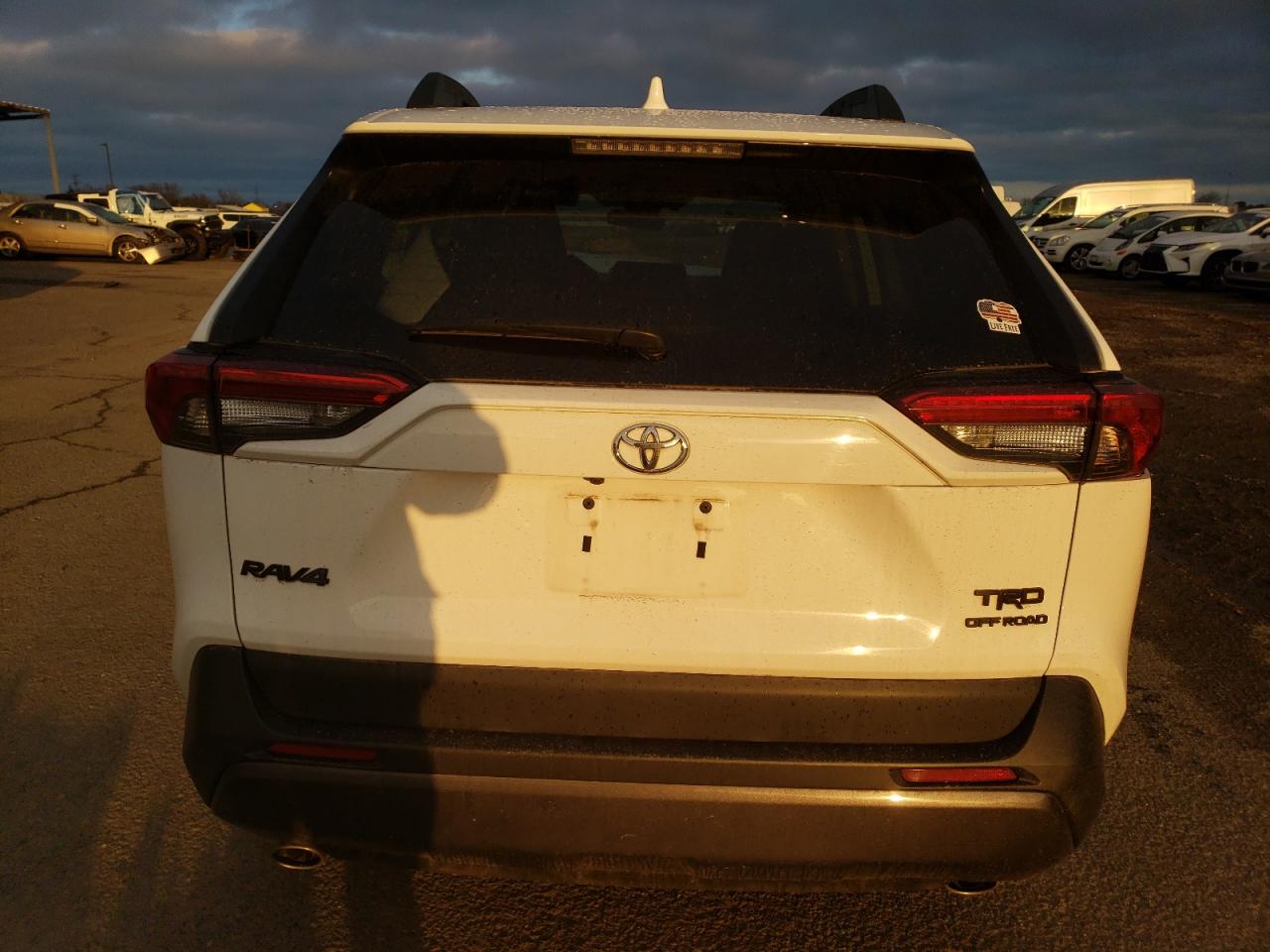 2020 Toyota RAV 4 - Image 6