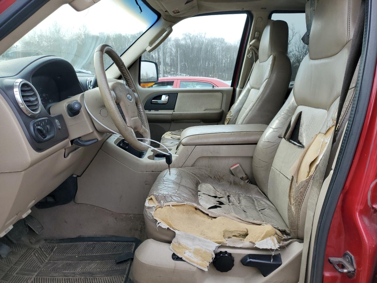 2004 Ford Expedition - Image 7