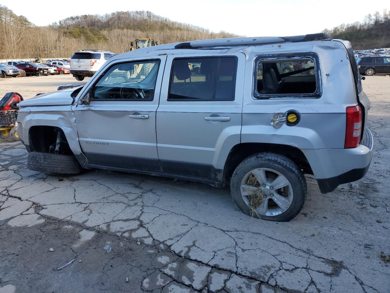 2012 Jeep Liberty (Patriot) - Image 2