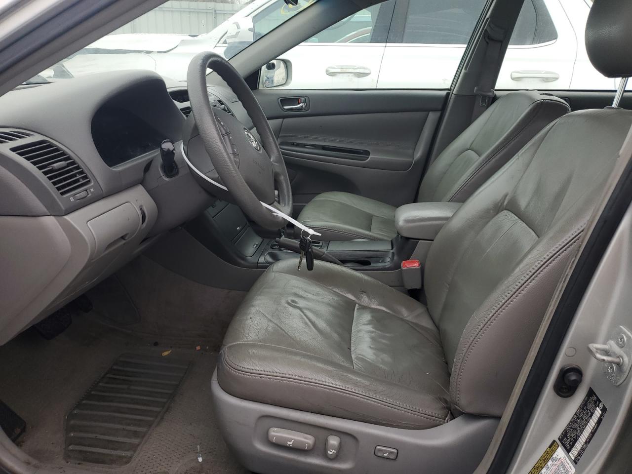 2006 Toyota Camry - Image 7