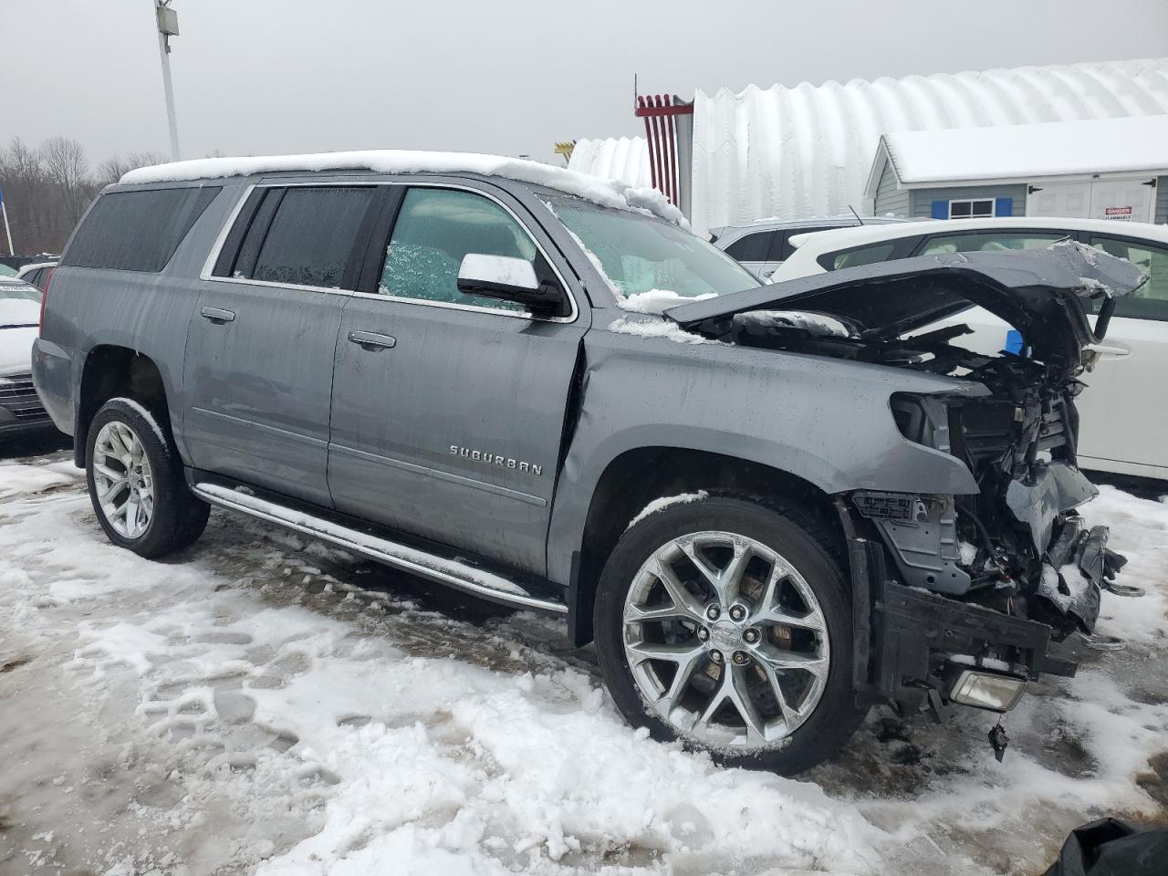 2020 Chevrolet Suburban - Image 4