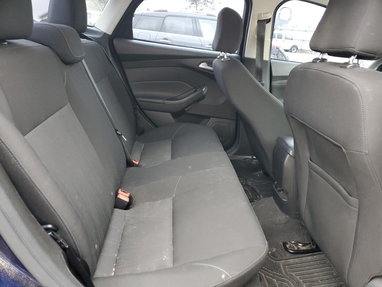 2017 Ford Focus - Image 11