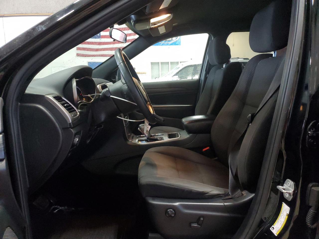 2019 Jeep Grand Cherokee - Image 7