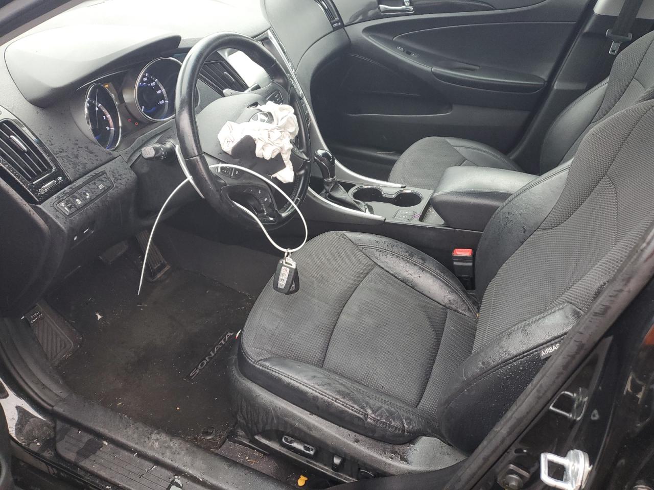2014 Hyundai Sonata - Image 7