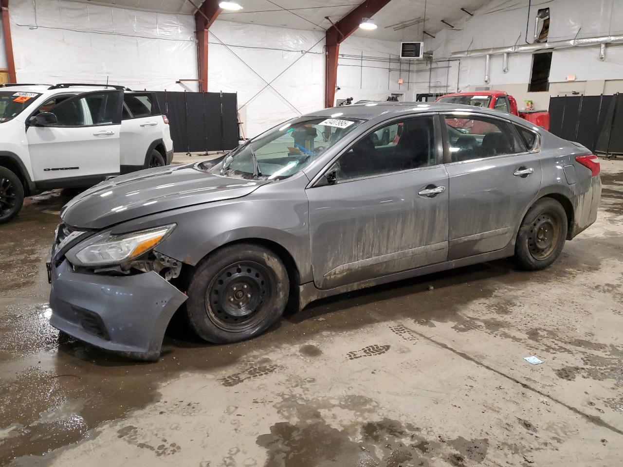 2016 Nissan Altima 2.5 იყიდება Center Rutland-ში, VT - Front End