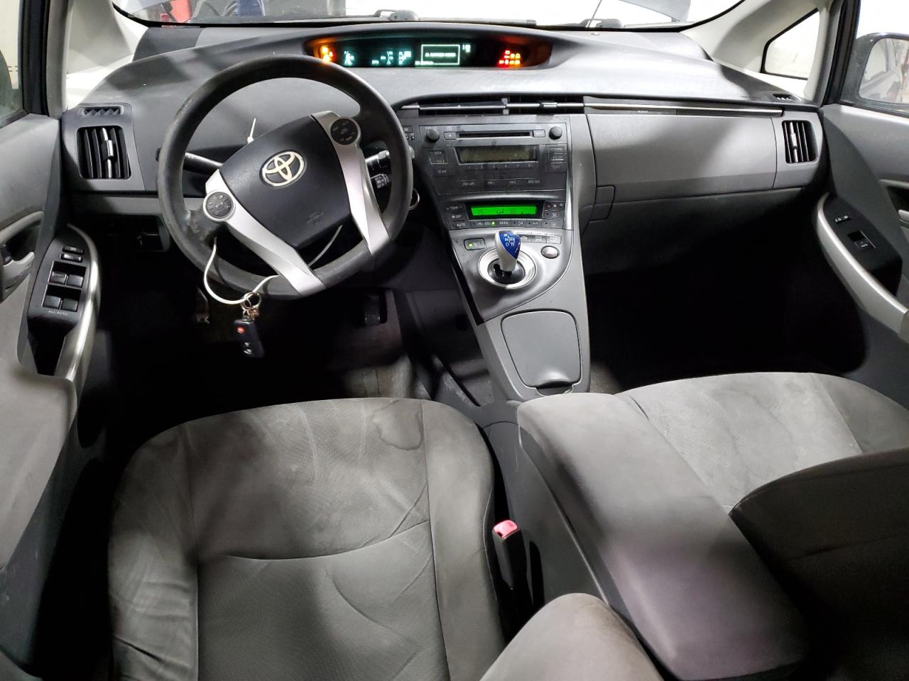 2010 Toyota Prius - Image 8