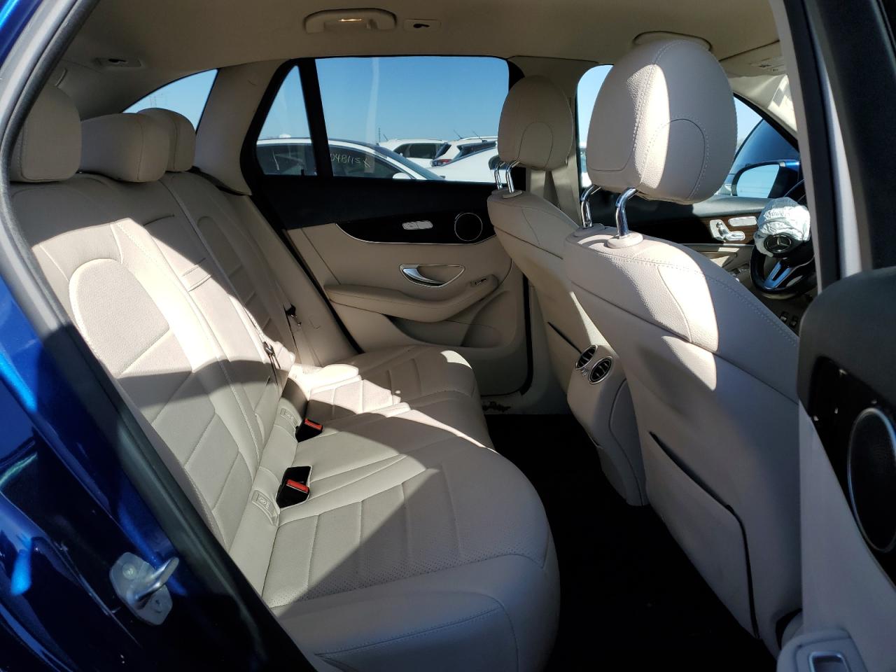 2020 Mercedes-Benz GLC - Image 10
