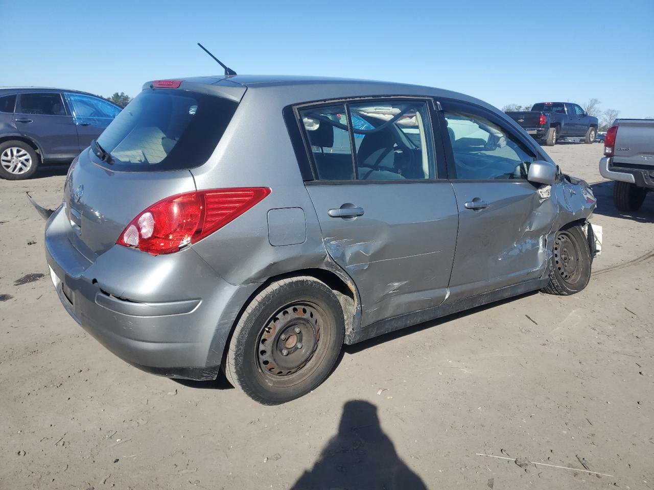 2012 Nissan Versa - Image 3