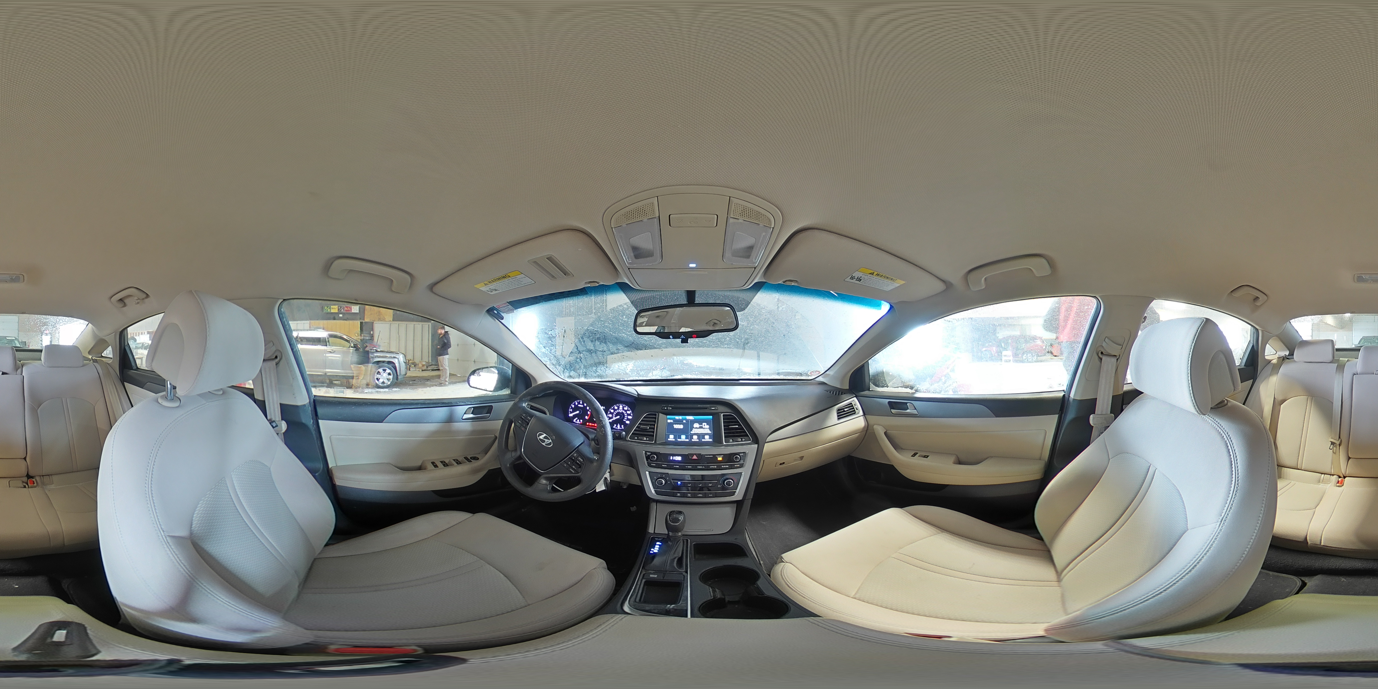 2016 Hyundai Sonata - Image 13