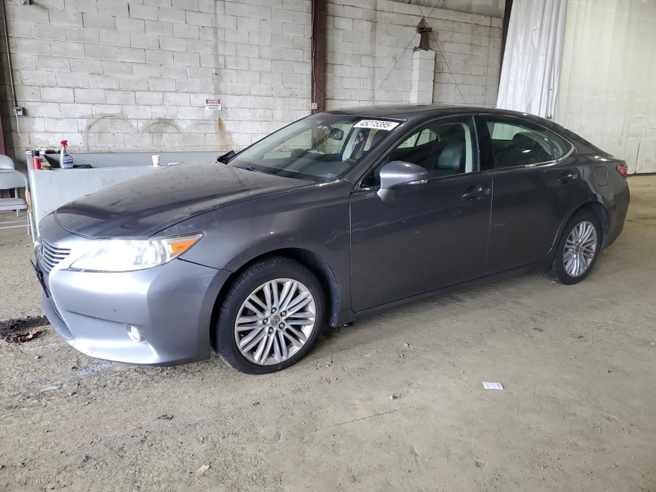 2013 Lexus ES - Image 1