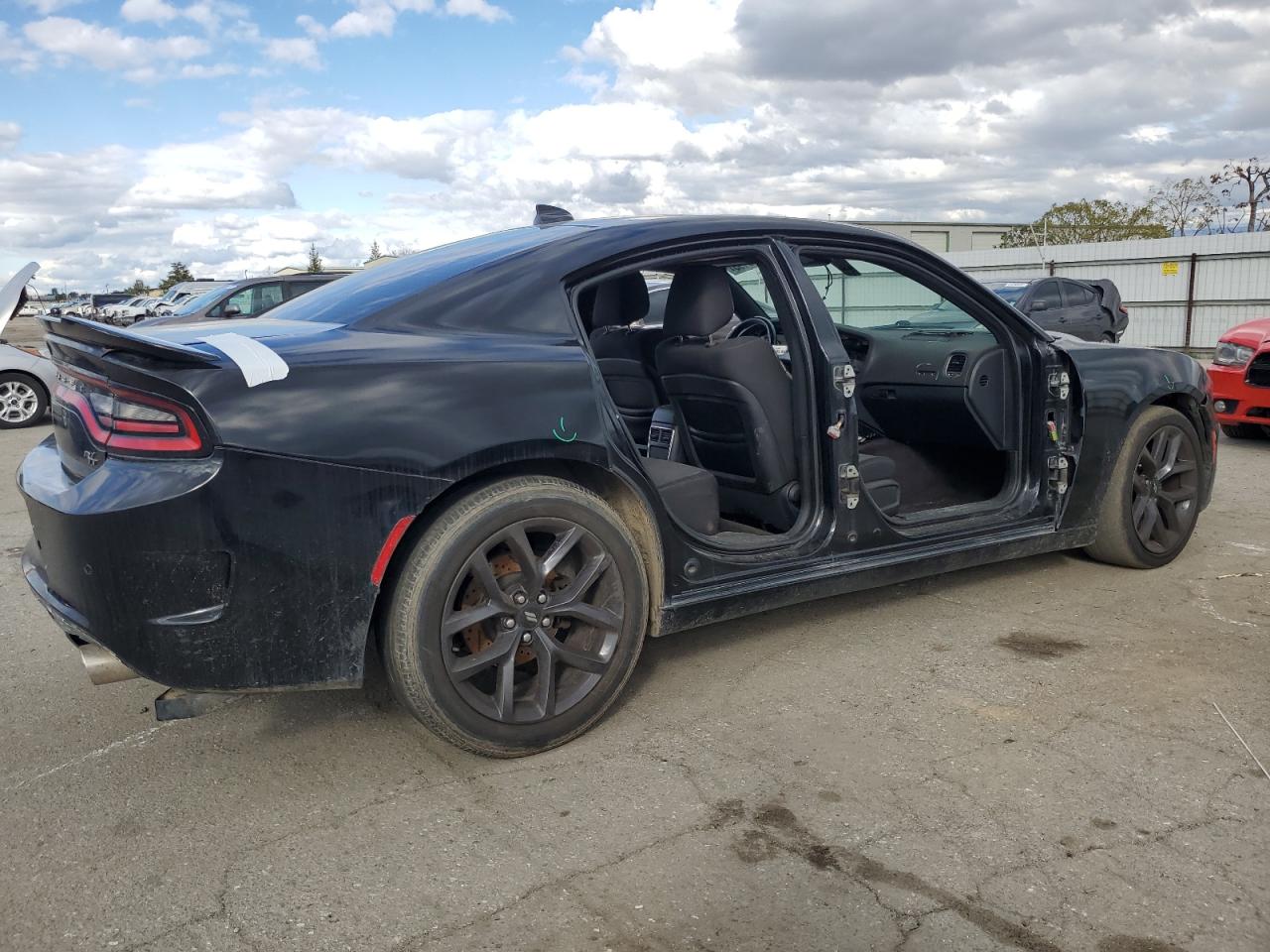 2018 Dodge Charger - Image 3
