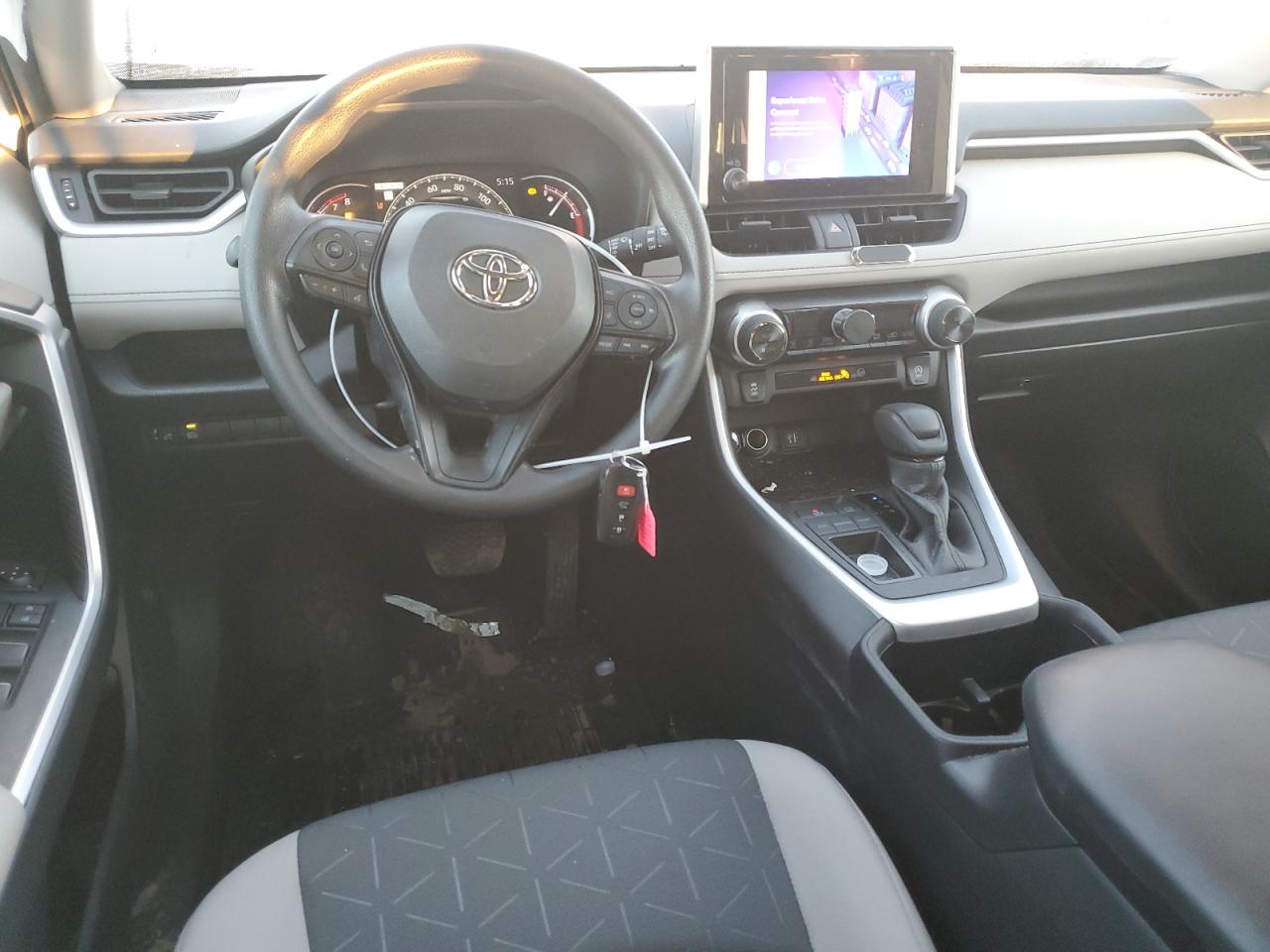 2023 Toyota RAV 4 - Image 8