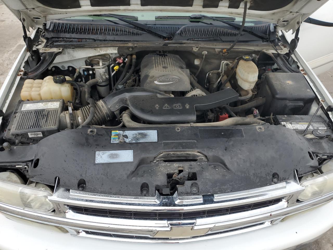 2006 Chevrolet Tahoe - Image 12