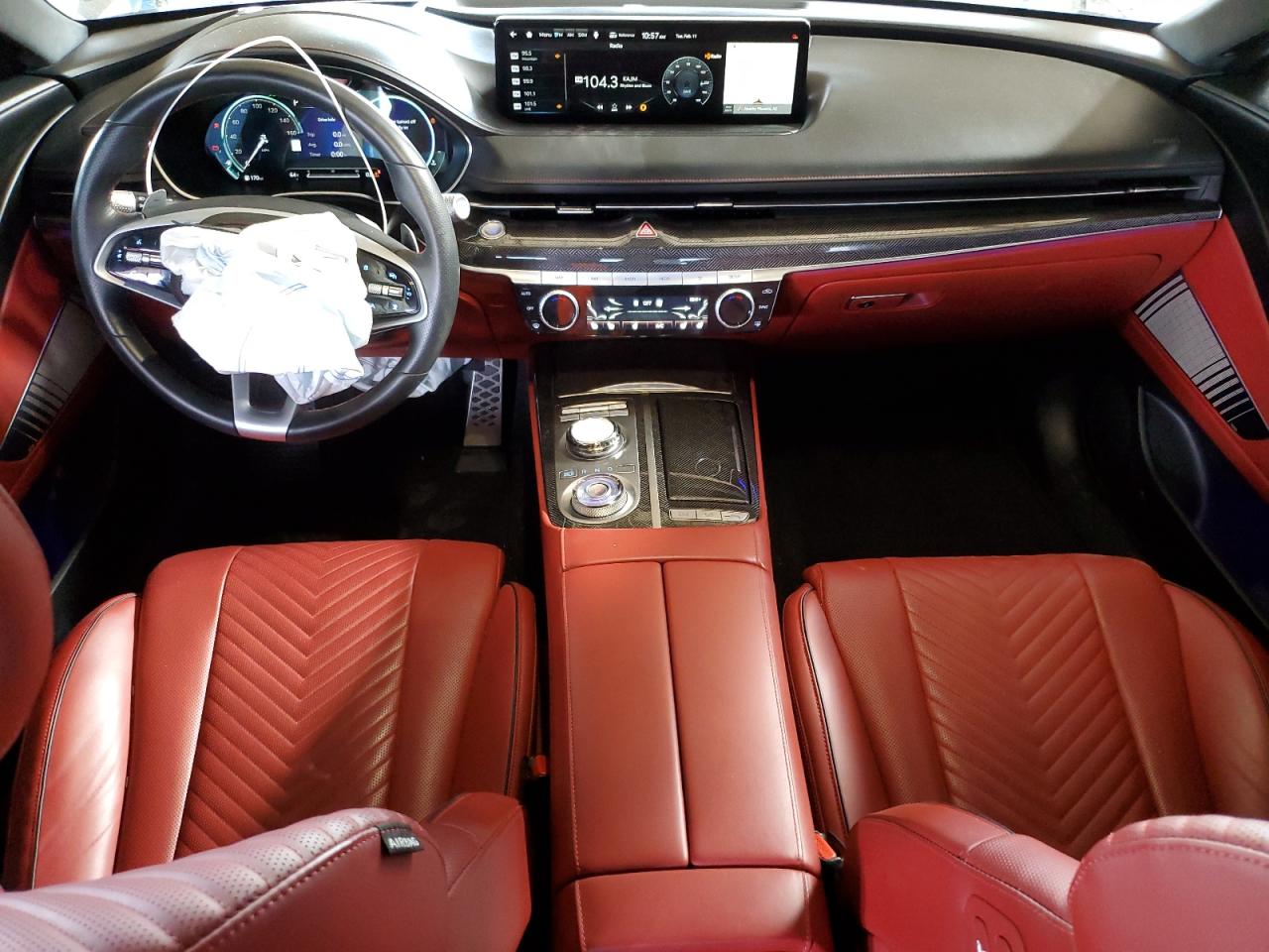 2023 Genesis G80 - Image 8