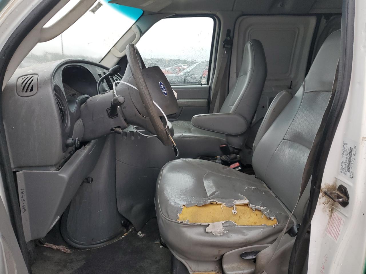 2003 Ford Econoline - Image 7