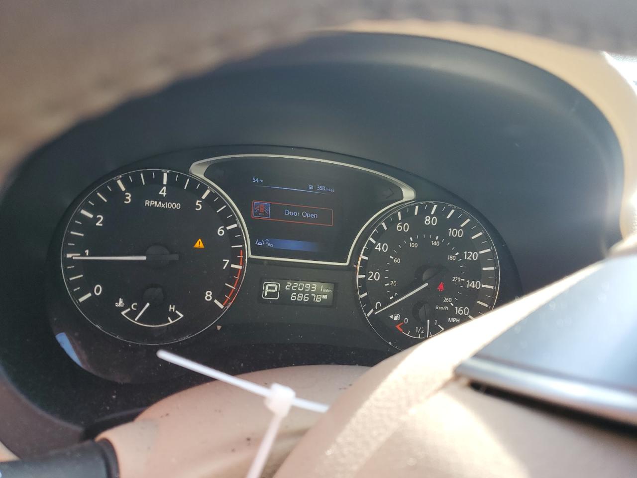 2015 Nissan Altima - Image 9