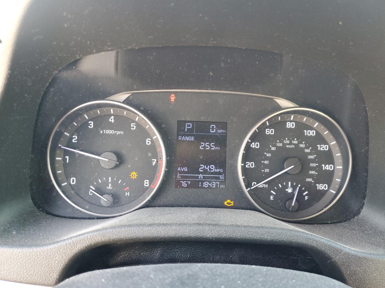 2017 Hyundai Elantra - Image 9