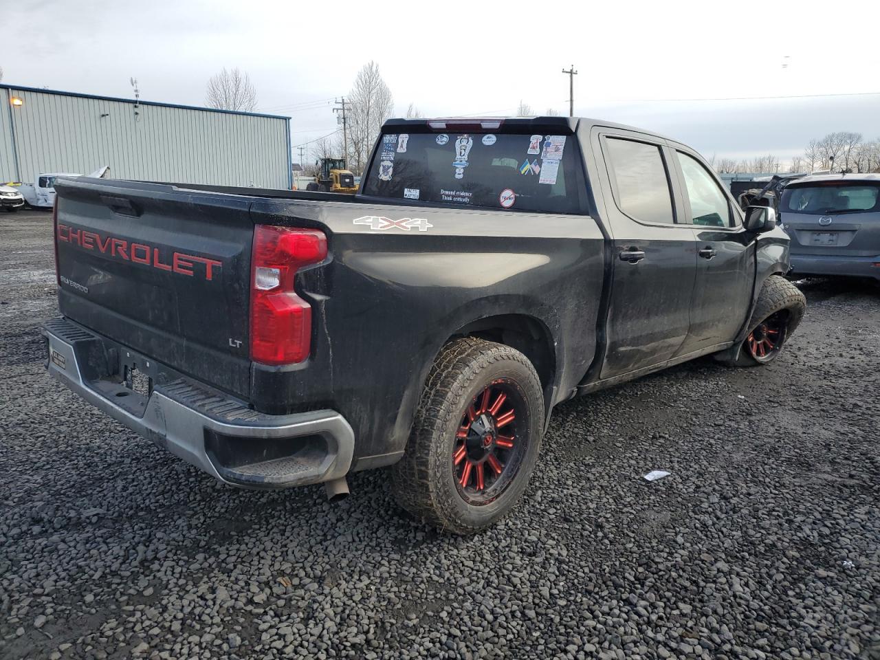2019 Chevrolet Silverado - Image 3