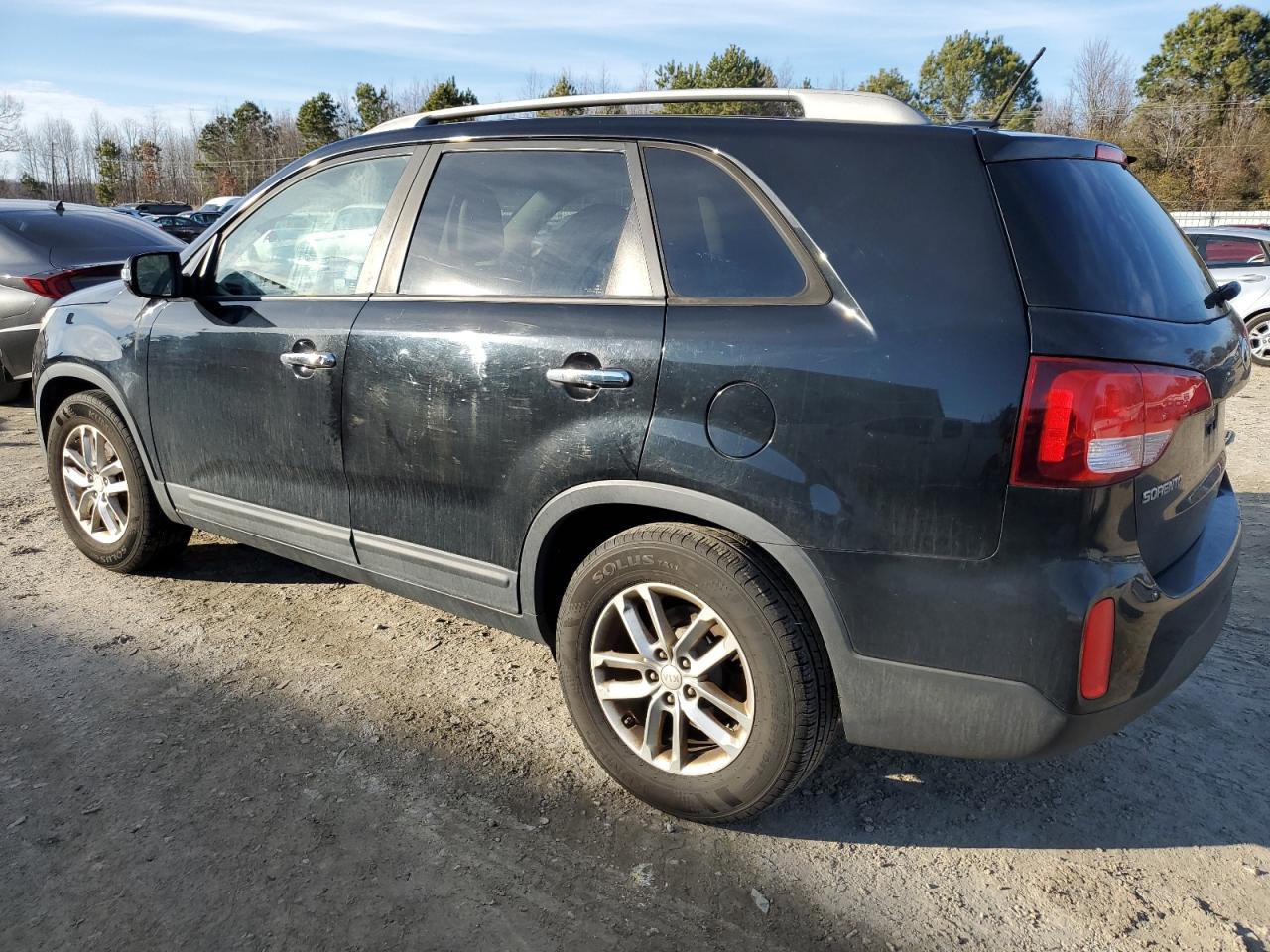 2015 Kia Sorento - Image 2