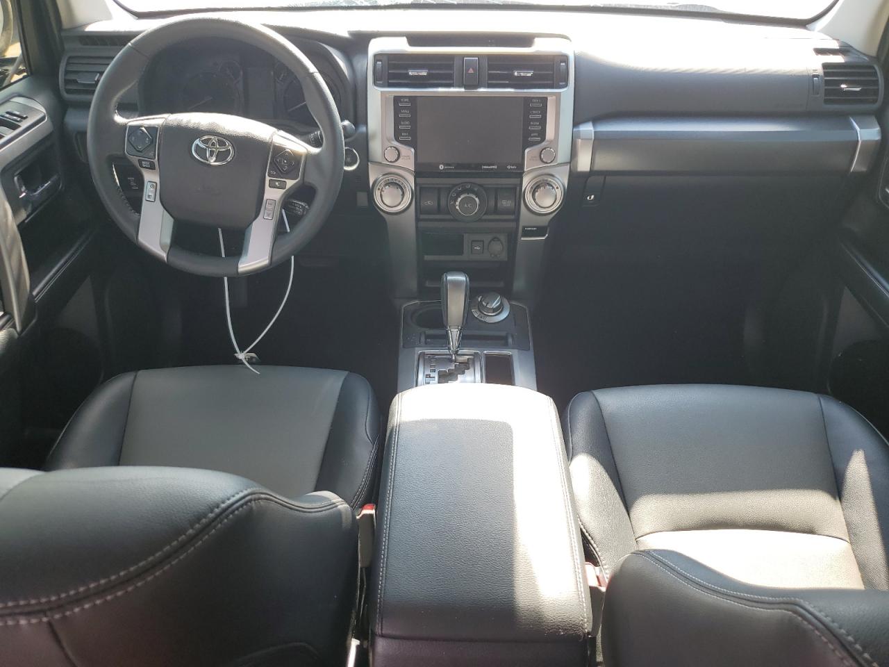 2022 Toyota 4Runner - Image 8