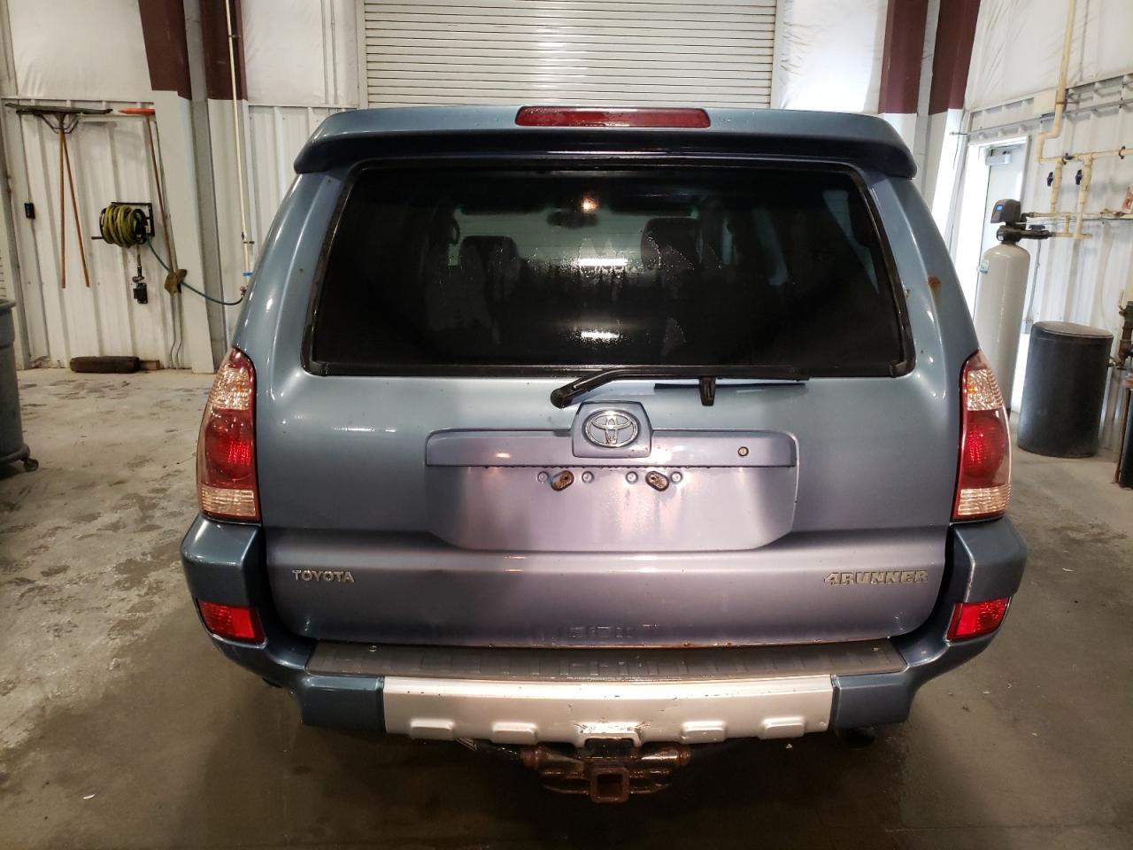2004 Toyota 4Runner - Image 6